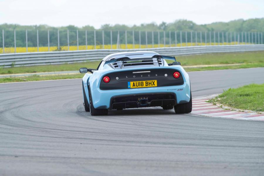  Lotus Exige Sport 410 2018 года  (WW) (фото 15 из 32)